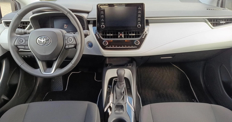 Toyota Corolla cena 107900 przebieg: 22602, rok produkcji 2019 z Złotów małe 92